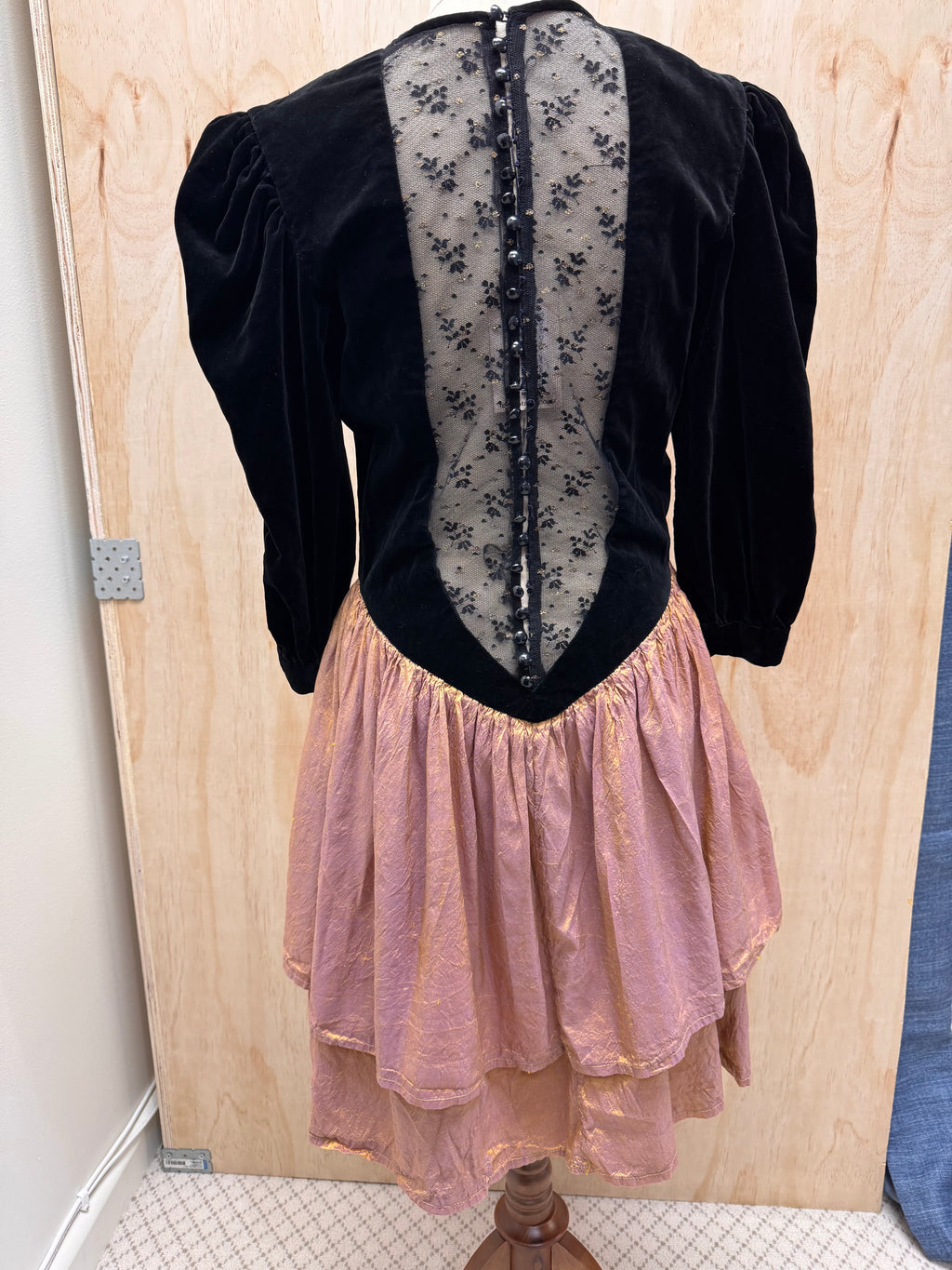 80s 3/4 sleeve mini dress