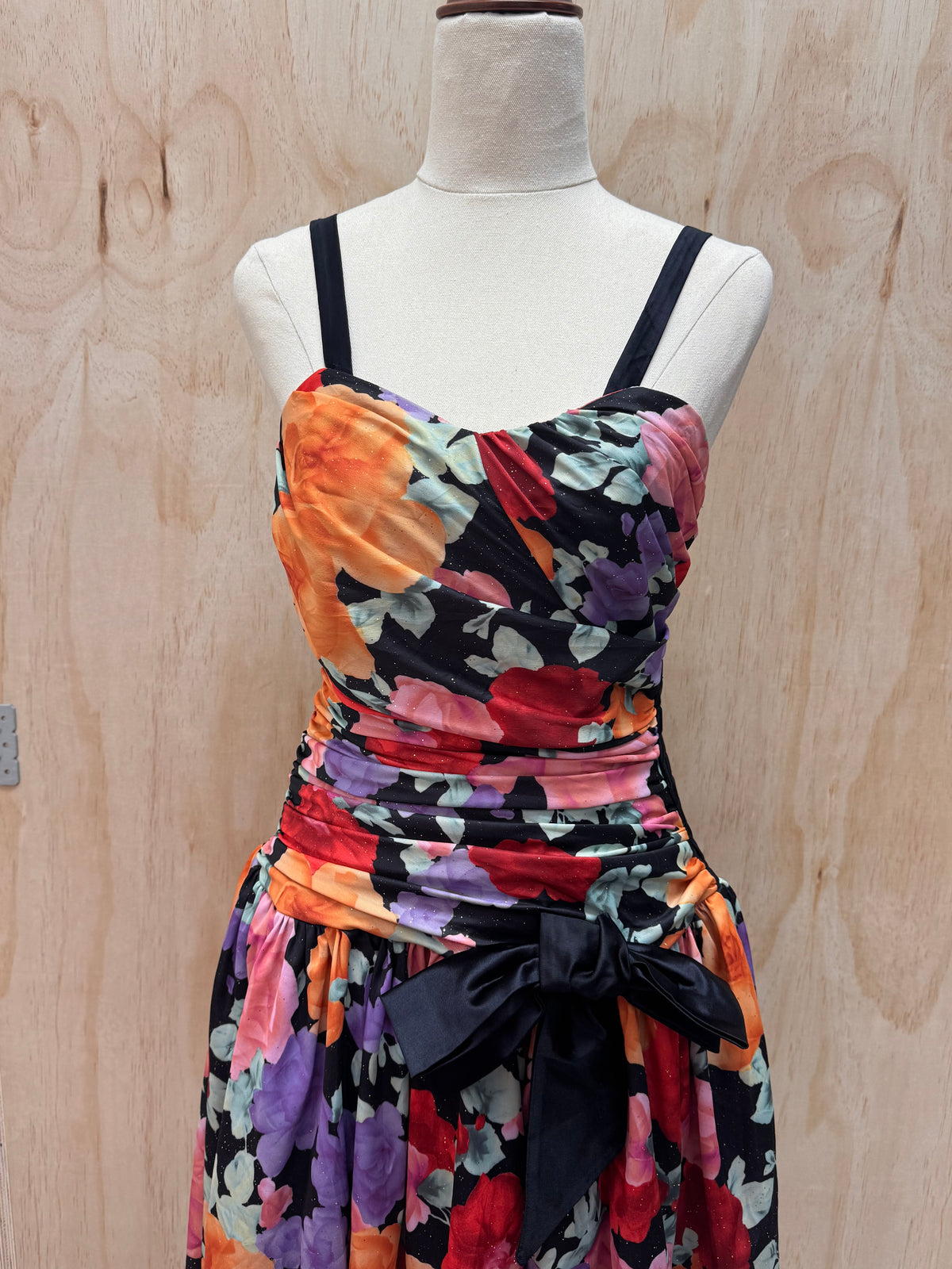Floral midi dress size 36 - (matchs with a second dress)