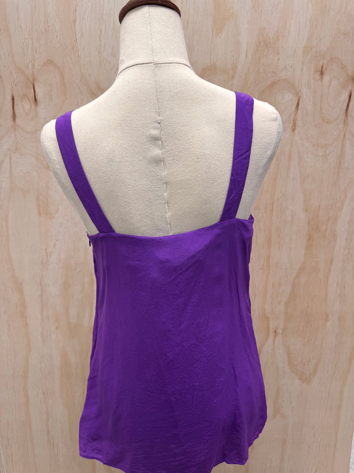 Silk Singlet Top - Banana Republic - NZ Size 6-8